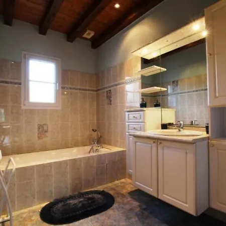 House Errotalde-berria 3 * Sare